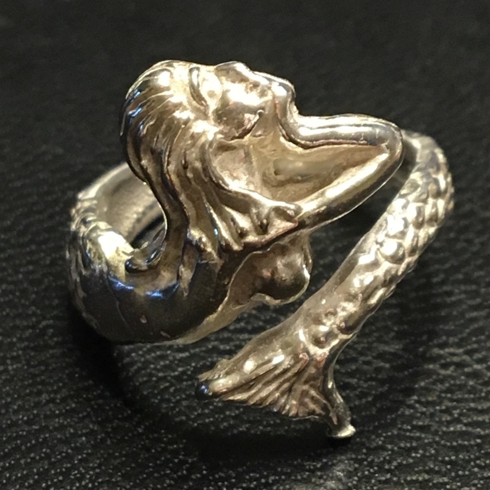 Mermaid Ring SZ 6.0 Sterling Silver